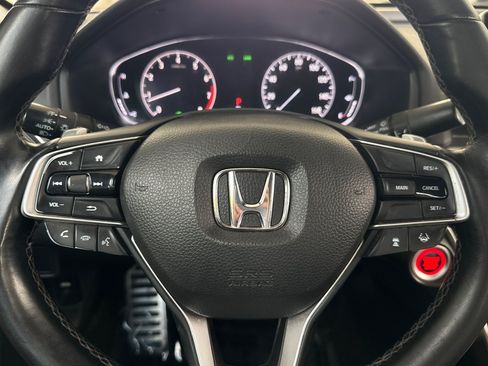 Used 2019 Honda Accord Sport image 11