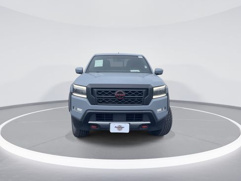 Used 2023 Nissan Frontier Pro-X w/ Pro-X Premium Package RWD image 2