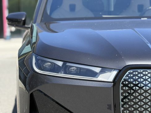 Used 2025 BMW iX xDrive50 image 12