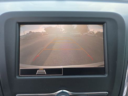 Certified 2023 Chevrolet Equinox LS w/ LS Convenience Package image 18