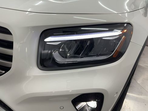 Used 2026 Mercedes-Benz GLB 250 image 32