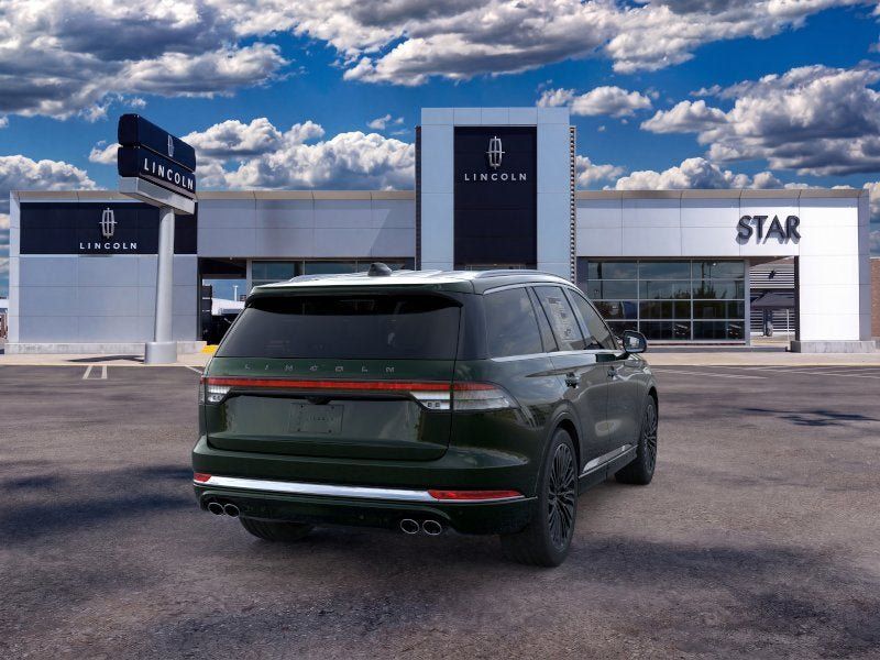 Used 2026 Lincoln Aviator Black Label AWD/4WD image 8