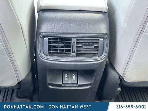 Used 2019 Honda CR-V EX-L image 9