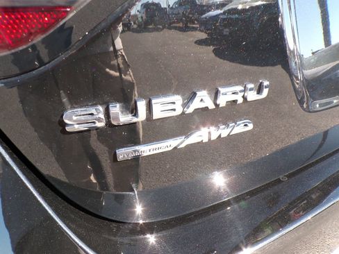 Used 2025 Subaru Legacy Premium AWD/4WD image 6
