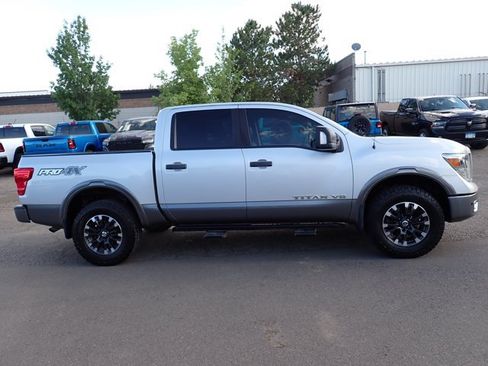 Used 2018 Nissan Titan PRO-4X w/ Pro-4x Convenience Package AWD/4WD image 5