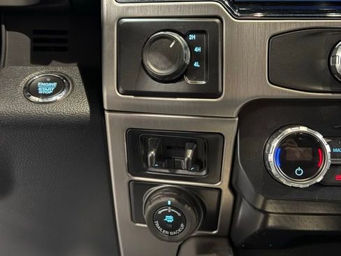 Used 2022 Ford F450 Platinum image 18