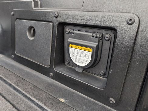 Used 2023 Toyota Tacoma TRD Off-Road image 32