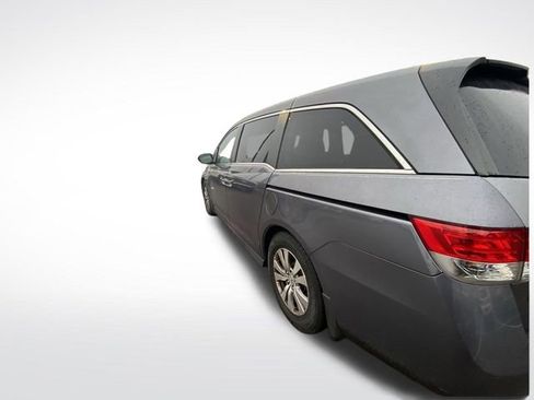 Used 2016 Honda Odyssey SE image 6