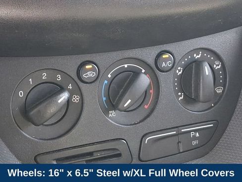 Used 2015 Ford Transit Connect XL FWD image 10