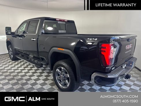 New 2026 GMC Sierra 2500 SLT w/ SLT Premium Package AWD/4WD image 9