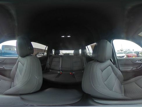 Used 2025 Chevrolet Equinox LT FWD image 43