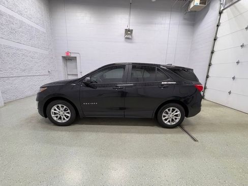 Used 2020 Chevrolet Equinox LS w/ LS Convenience Package FWD image 7