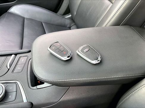 Certified 2023 Cadillac XT6 Sport w/ Technology Package image 10