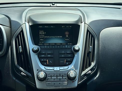Used 2013 Chevrolet Equinox LT FWD image 28