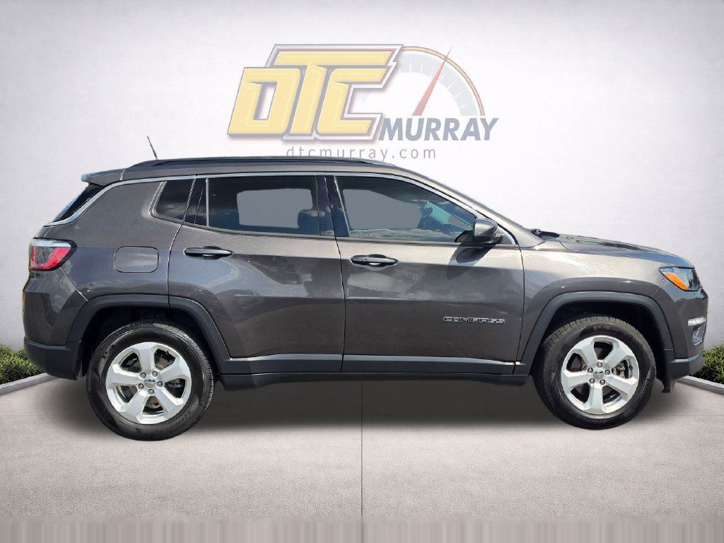 Used 2018 Jeep Compass Latitude AWD/4WD image 4