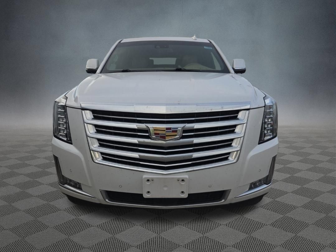 Used 2020 Cadillac Escalade ESV Platinum AWD/4WD image 2
