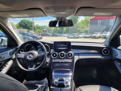 Used 2016 Mercedes-Benz C 300 4MATIC Sedan image 17