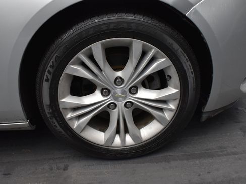 Used 2015 Chevrolet Impala LT image 16