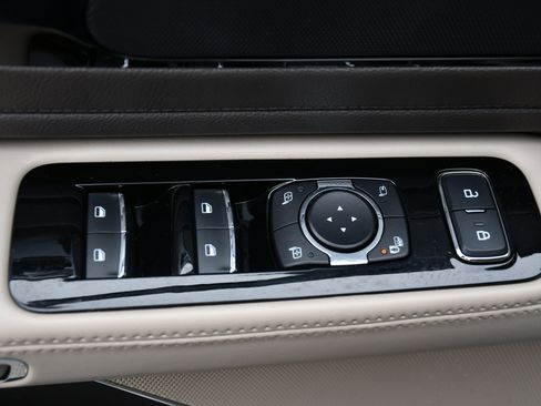 Used 2021 Lincoln Aviator Standard image 15