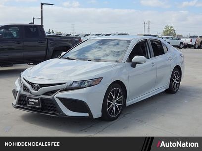 Used 2023 Toyota Camry SE w/ Protection Package (Q2) (TMS)