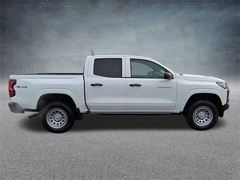 Used 2023 Chevrolet Colorado W/T w/ WT Convenience Package II image 10