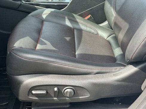 Used 2021 Chevrolet Blazer RS w/ LPO, Floor Liner Package FWD image 16