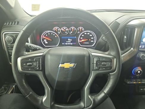 Used 2022 Chevrolet Silverado 1500 LT image 9