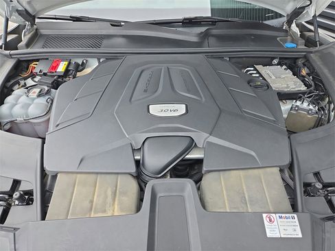 Used 2019 Porsche Cayenne image 30