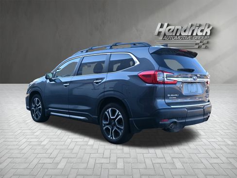 Used 2023 Subaru Ascent Touring image 7