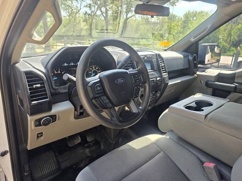 Used 2020 Ford F150 XL w/ Equipment Group 101A Mid RWD image 16