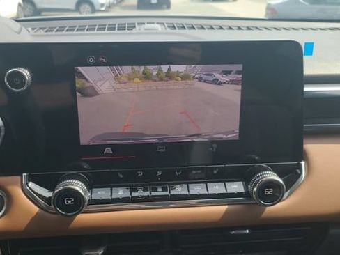 New 2026 GMC Canyon AT4 AWD/4WD image 14