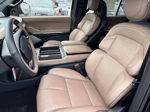 New 2026 Lincoln Navigator Black Label AWD/4WD image 23