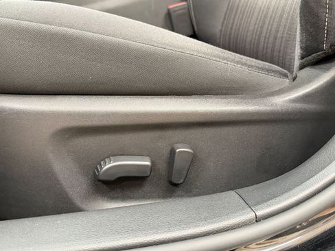 Used 2025 Nissan Altima 2.5 SV FWD image 22