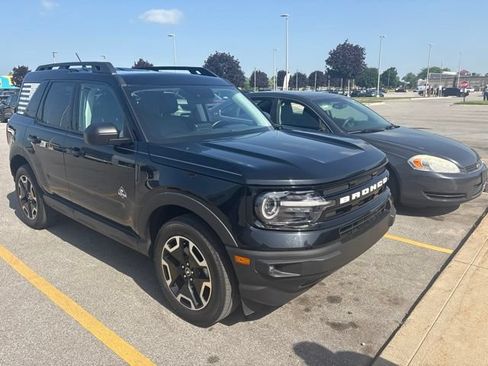 Used 2023 Ford Bronco Sport Outer Banks AWD/4WD image 4