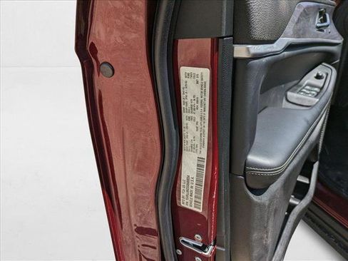 New 2025 Jeep Grand Cherokee L Limited w/ Black Appearance Package image 22