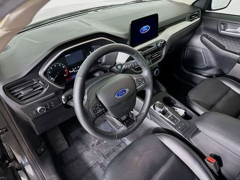 Certified 2020 Ford Escape SEL image 2