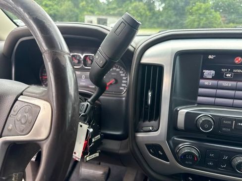 Used 2014 GMC Sierra 1500 SLT w/ SLT Crew Cab Value Package AWD/4WD image 9