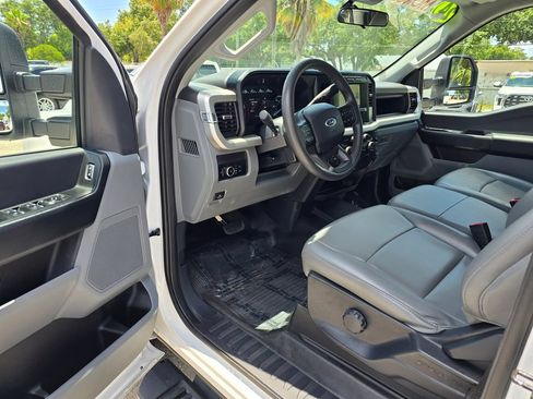 Used 2024 Ford F250 XL w/ XL Driver Assist Package AWD/4WD image 17