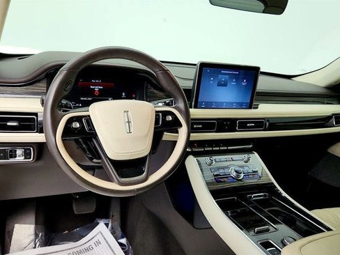 Used 2020 Lincoln Aviator Black Label w/ Dynamic Handling Package AWD/4WD image 11