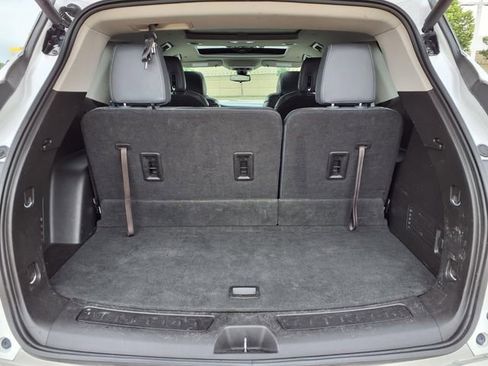 Used 2018 Buick Enclave Essence w/ Trailering Package FWD image 25