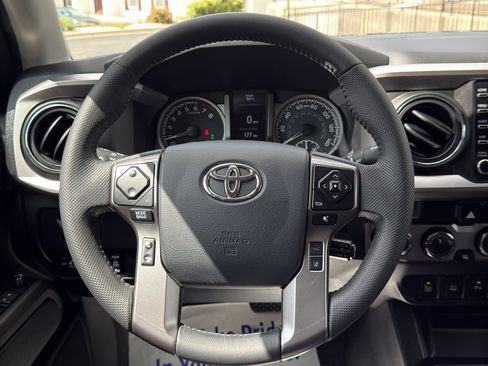 Used 2023 Toyota Tacoma 4x4 Double Cab w/ Trail Edition image 15