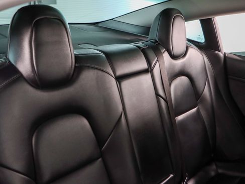 Used 2023 Tesla Model 3 Performance image 25