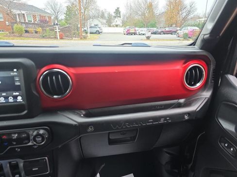 Used 2019 Jeep Wrangler Rubicon image 58