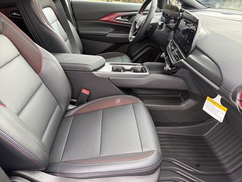 New 2026 Chevrolet Equinox EV RS image 12