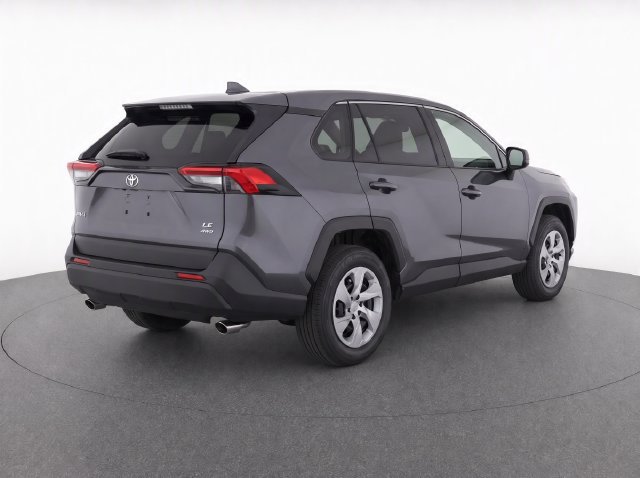 Used 2025 Toyota RAV4 LE AWD/4WD image 3