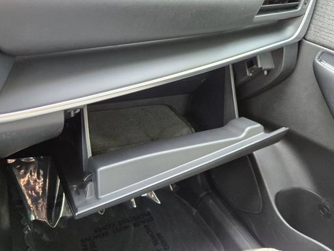 Used 2023 Nissan Rogue S FWD image 21