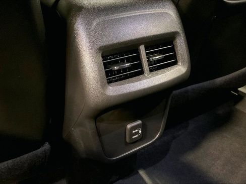 Used 2023 Chevrolet Equinox RS w/ LPO, Floor Liner Package AWD/4WD image 10