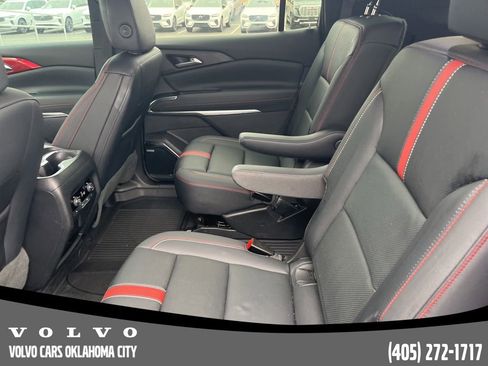 Used 2024 Chevrolet Traverse RS w/ LPO, Floor Liner Package FWD image 11