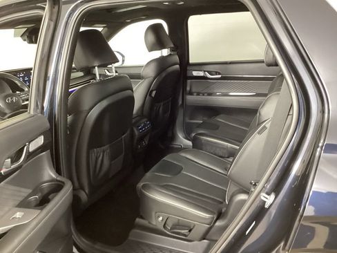 Used 2023 Hyundai Palisade Calligraphy w/ Winter Package AWD/4WD image 36
