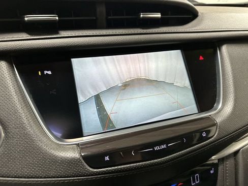 Used 2018 Cadillac XT5 Luxury w/ Driver Awareness Package AWD/4WD image 12